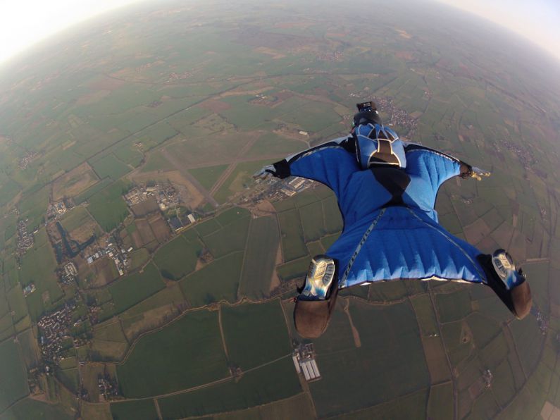 Extreme Sports - sky diver diving on air